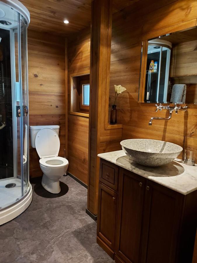 Appartement Voute En Gruyere Dans L'Intyamon Enney ภายนอก รูปภาพ